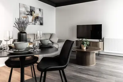 Image de B2 - One Bedroom Apartment with Balcony