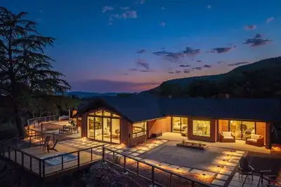 Image de Best of Sedona Views, Cliffside Deck, Fitness/Yoga Room and More!