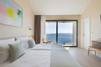Image de Eine Angenehme, neu Erbaute Villa mit Swimmingpool, Ideal zum Entspannen in Ruhe