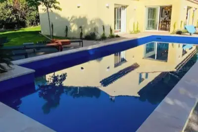 Image de Superbe Villa Luxe Hauteurs De Cannes Piscine 4 Chambres 8 Voyageurs