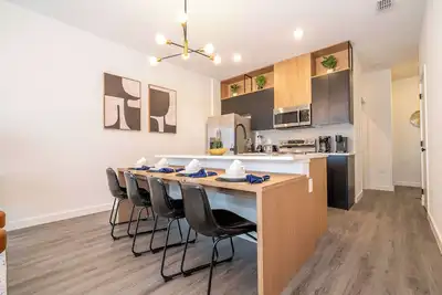 Image de Modern 3br Home Near Disney – Ideal for Familys!