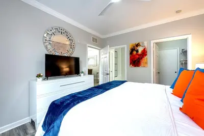 Image de Splendid Renovated 2 + 2 Condo Near Disney with Amazing Amenities