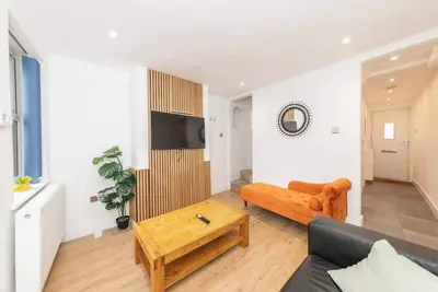 Image de Cosy Victorian Cottage Close to Town Center | Pass The Keys