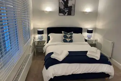 Image de Luxurious Oasis in the City of Wakefield