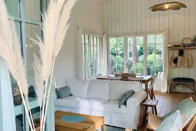 Image de Superbe maison à la pointe proche des plages