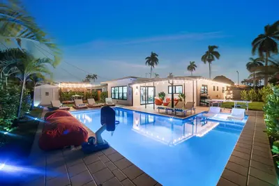 Image de Heated Pool, Pergola + Bar, Smart gym, 1000Mbps