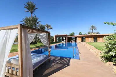 Image de Magnifique Villa dans domaine privé