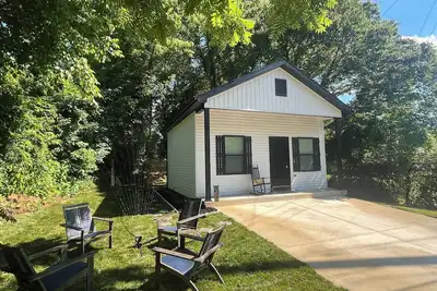 Image de Cozy 1-bedroom Tiny House with WiFi, Ac in beautiful Somerset