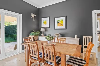 Image de The Birch House - Stroll to Cbd, Firepit