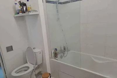 Image de Appartement disposant de tout le confort de la vie courante avec grande terrasse