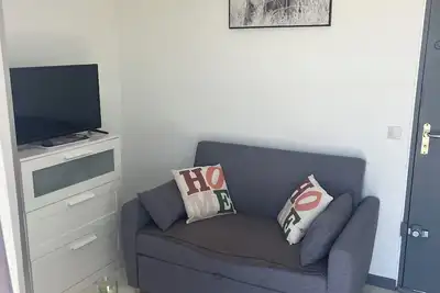 Image de Studio avec grande terrasse à 500m de la plage