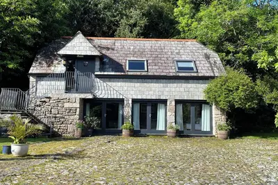 Image de The Coach House, pet friendly, with a garden in Par