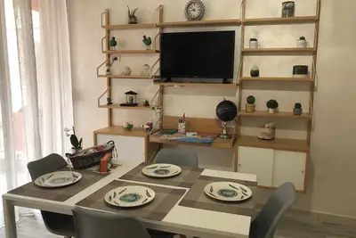 Image de Appartement dans résidence en face des nouvelles sablettes. , front de mer.