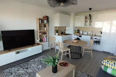 Image de Appartement T2 dans une résidence neuve et de standing à 150 mètres de la plage