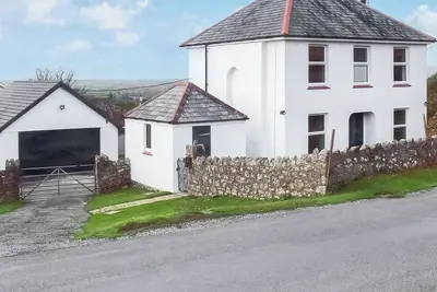 Image de 3 chambres à coucher à Reynoldston, Gower Peninsula