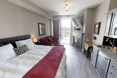 Image de Elegant Studio in Seneca - private hot tubs! by RedAwning
