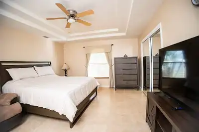 Image de Cozy 4-bedroom house in charming Port St. Lucie with Ac, WiFi