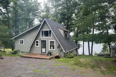 Image de Charming 3-bedroom cabin in enchanting Frederic, Wi 1. 5 hr from Tc with Ac WiFi