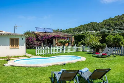 Image de Maison de campagne \"Padre\" avec piscine privée, Wi-Fi et climatisation
