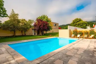 Image de Maison de vacances 'Casa Das Camelias' avec vue sur la mer, piscine privée et Wi-Fi