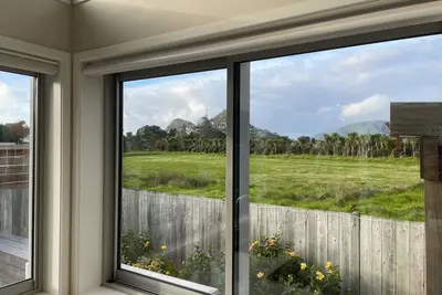 Image de Close to the Beach, Modern, Well-Appointed