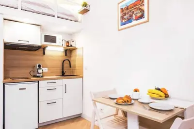 Image de * Superbe Studio avec Balcon - Nice Centre *