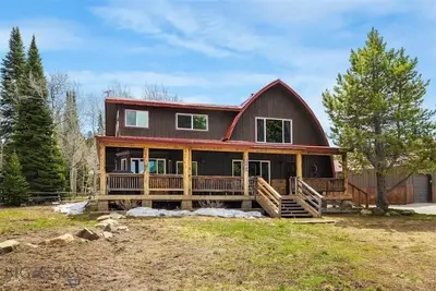 Image de Pine Mountain Lodge, your Yellowstone basecamp and mountain retreat