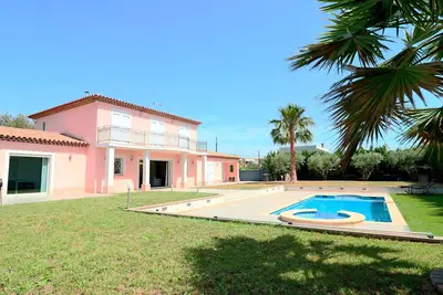 Image de Grande villa calme à 10' du centre