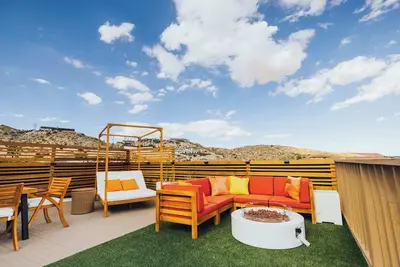 Image de Mandarin Escape: Views|Hot Tub|Boulders