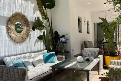Image de Bahari, refurbished house 100m from the beach
