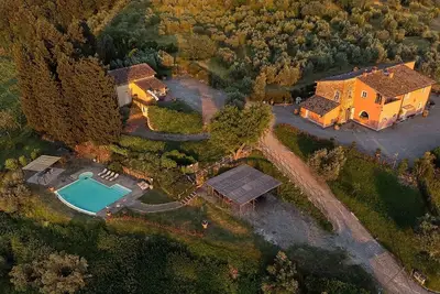 Image de Villa à Montelupo Fiorentino avec 8 chambres à coucher, 17 couchages