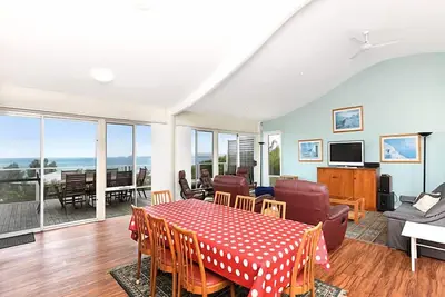 Image de Boomer Waves, 5 Carfax St - Wifi included