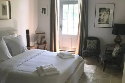 Image de Chambre/suite privée dans ancien Presbytère Xviii à 10km de Chambord et Cheverny