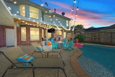 Image de BeachFUNCasa, Firepit, PoolTable, Pool Oasis\/Games