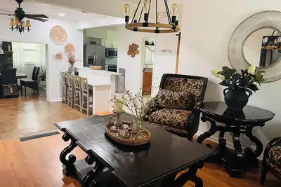 Image de Callco Ranch Charming 3-bedroom+2 bathroom Ranch in nice Tampa with Ac, WiFi