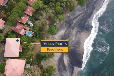Image de Villa Perla ~ Beachfront getaway for two at Los Almendros de Ocotal.
