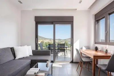Image de Exquisite Athens Apartment | Modern Vista Apartment |  2 Bedrooms | Private Terrace with Impressive Sea Views | 100m to Sea | Sounio