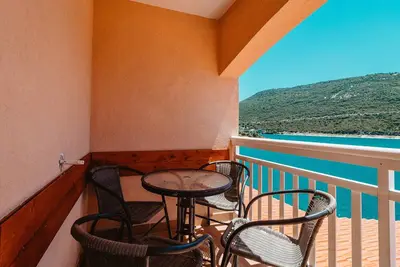 Image de Apartments Astorija - One Bedroom Apartment with Balcony and Sea View (4)