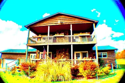 Image de Cozy cabin/ Suite with mountain view! Pet Friendly!
