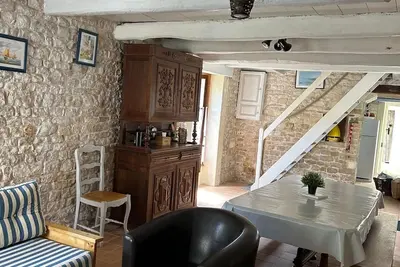 Image de Maison de charme cour intérieure+terrasse en mezzanine à 200m de la mer