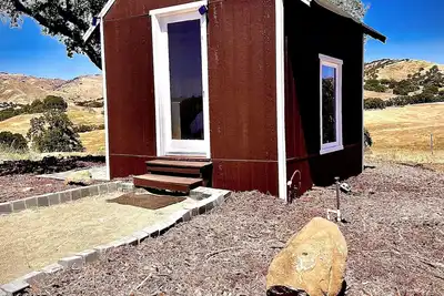 Image de Cozy cottage in charming Paicines with WiFi