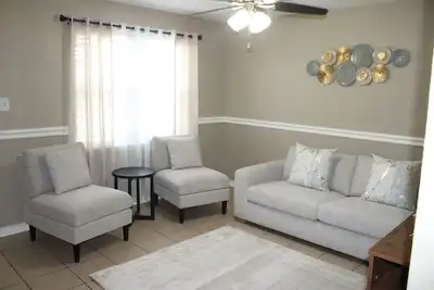 Image de Beautiful house in Brownsville Tx and just15 minutes away from Space X