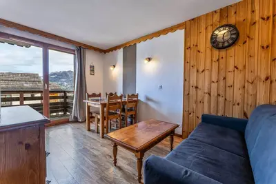 Image de Wohnung im Herzen von Orres 1800