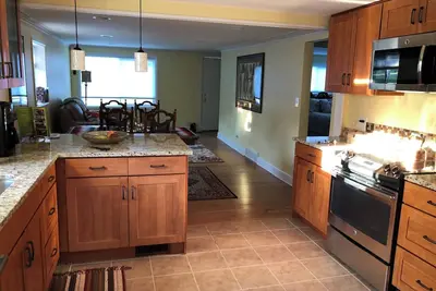 Image de Beautifully renovated 2 plus- bedroom house with Ac and WiFi in Idaho Falls.