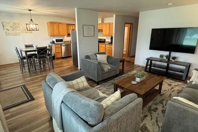 Image de 3 Br, 2 Ba Soldotna House Close to the Kenai River with WiFi and Chest Freezer!
