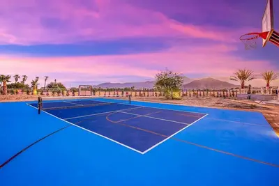 Image de Royal Bahamian Estate:Pickleball, Golf, sleeps 20!