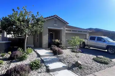 Image de Hideaway Haven: Where luxury meets Convenience- Near Airport & Downtown