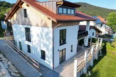 Image de Chalet \"Sonnenwald\" avec vue sur les montagnes, balcon et Wi-Fi