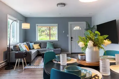 Image de New Cozy Unit w/ Porch near Arboretum and Transit