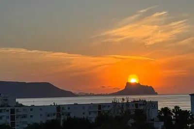 Image de Stunning Penthouse in Albir - 100 m From Beach
